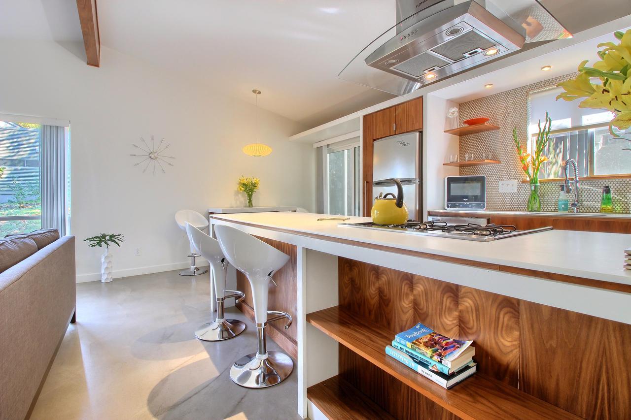 Вилла Travis Heights Modern I Остин Экстерьер фото