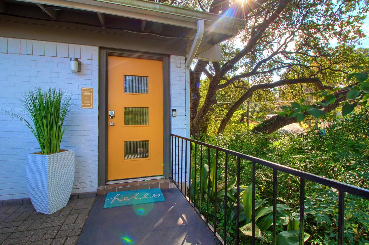 Вилла Travis Heights Modern I Остин Экстерьер фото